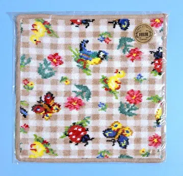 [ 익명 배송 ] 페이러 하이디 체크 베이지 손수건