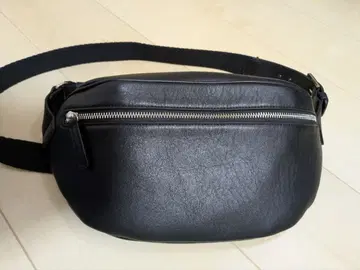 부스터즈 NP 가죽 원숄더백 [ 초 메루카리 시장 기간 한정 가격 ]