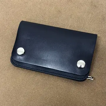 트래커 지갑 미들 블랙 극박