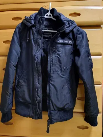 ALPHA INDUSTRIES 블랙 자켓 M