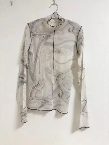 PUBLIC TOKYO 마블 무늬 긴팔 시어 탑 FREE 사이즈