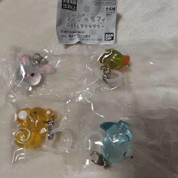 토끼 모피 메지루시 액세서리 4종 가챠