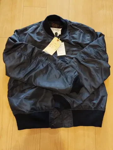 미사용 새상품 플라이트 자켓 SORRY A BOOTLEG MA-1 ssz