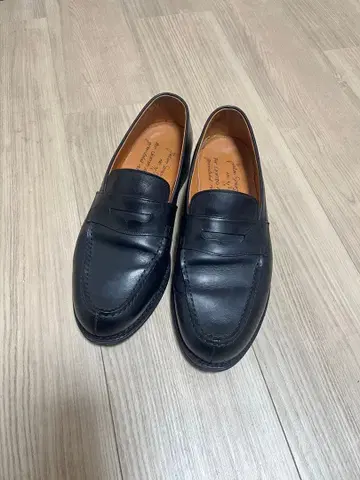 블랙 가죽 로퍼