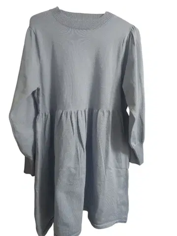 라이트 그레이 A라인 니트 원피스