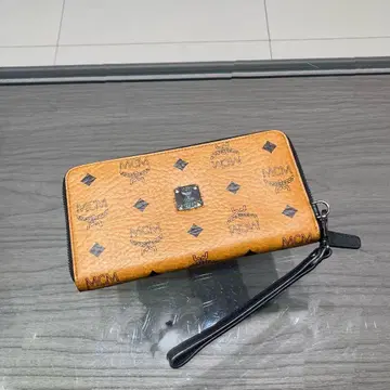 MCM 오렌지 가죽 장지갑
