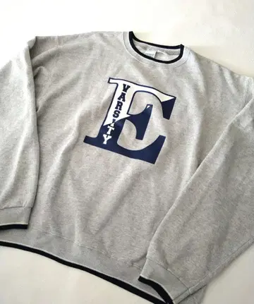 USA 제조 개러지 맨투맨 VARSITY E 트레이닝복