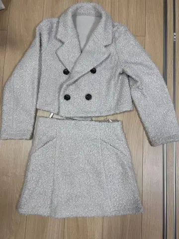 부클레 자켓 x 미니 스커트 셋업[pp139] GRL