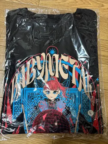 BABYMETAL NEW WORLD TEE