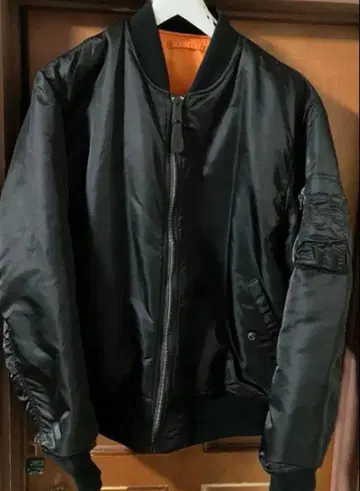 알파 MA-1 US 블랙/오렌지 리버시블