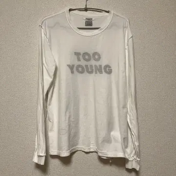 FUMIKA UCHIDA TOO YOUNG 티셔츠