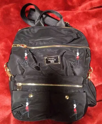 병사 x 백팩 쓰리포타임