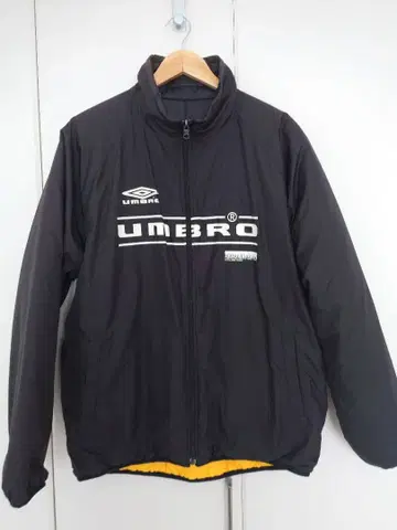 UMBRO 블랙 나일론 자켓 XO 사이즈