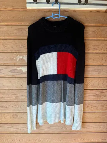 TOMMY JEANS 스트라이프 니트 M