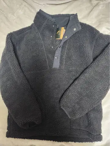 워크맨 불티가 붙어도 잘 타지 않는 플리스 풀오버