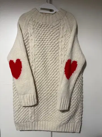 밀크페도 MILKFED. 하트 스웨터 니트 아이보리 원피스