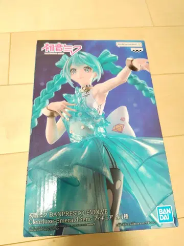 BANPRESTO EVOLVE Clearlux-EmeraldGem