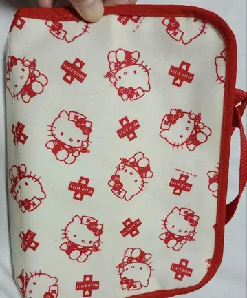 헬로키티 파우치 지퍼 달린 레어!!