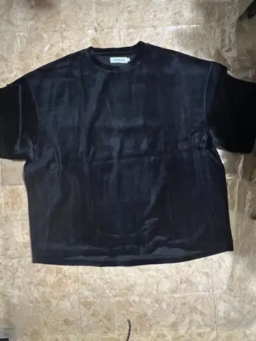 TIGHTBOOTH 벨로아 t-shirts