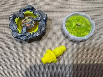 베이블레이드 X 랜덤 부스터 고래 웨이브 7-60K 베이 코드 없음