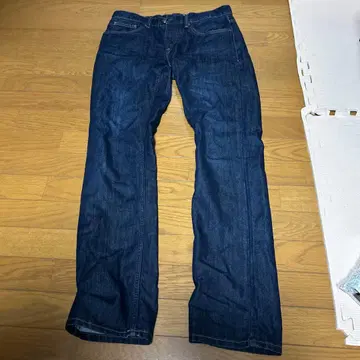 다크 블루 스트레이트 데님 팬츠