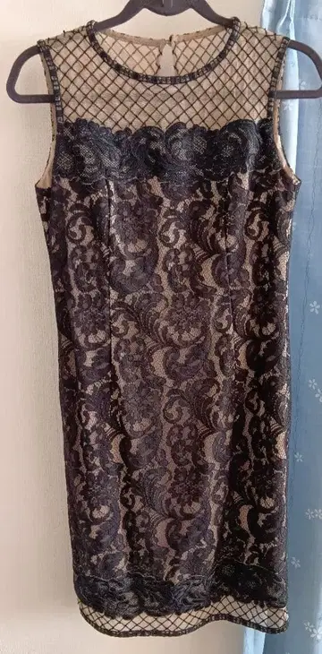 Grace Class 새상품급 블랙 슬리브리스 레이스 원피스 36