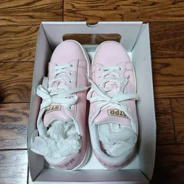 STPR 핑크 스니커즈