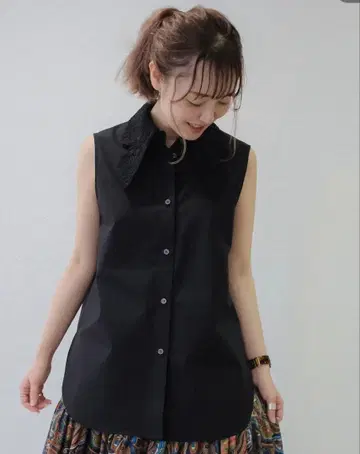 로이스크레용 블라우스