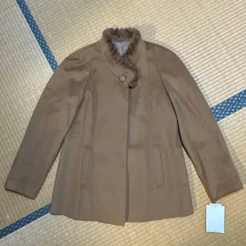 택 포함 새상품 캐시미어 혼방 브라운 퍼 코트