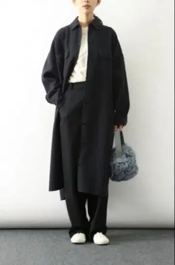 LOISIR 아두이트리스테스 로와지르 더블 페이스 코트