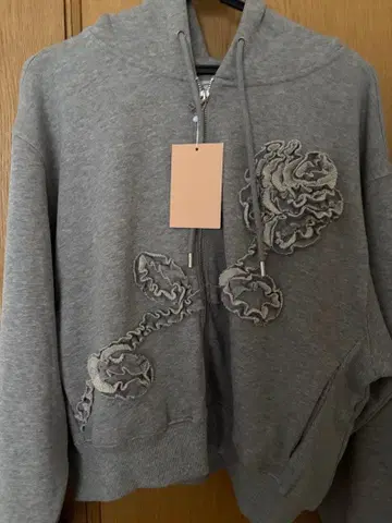 sinoon Rose Frill Hoodie Zipup