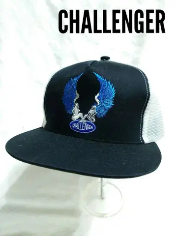 CHALLENGER EMBROIDERED ANGELS 메쉬 캡