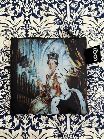 [ 새상품 ] [ 레어 ] 엘리자베스 여왕 접이식 에코백