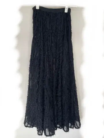 코코딜 웨이브 플러피 플레어 스커트 블랙