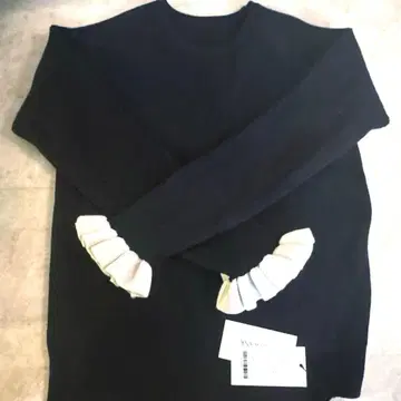 택 포함 미사용 새상품 ELFRANK 소매 프릴 니트 스웨터