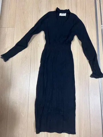 미셸 마카롱 초커 니트 원피스