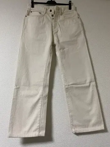 베이지 스트레이트 데님 팬츠