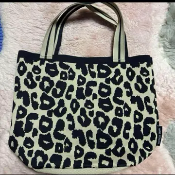 새상품급 Anne Coquine 리사이클 니트 세탁 가능한 토트백