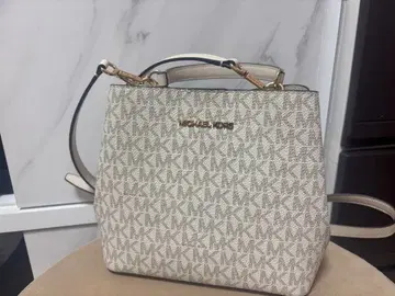 MICHAEL KORS MK 토트백