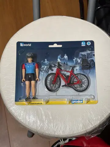 bruder 사이클리스트 피규어와 자전거