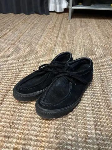 블랙 스웨이드 모카신 슈즈 converse