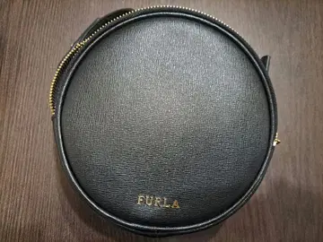 FURLA 라운드형 숄더백 블랙