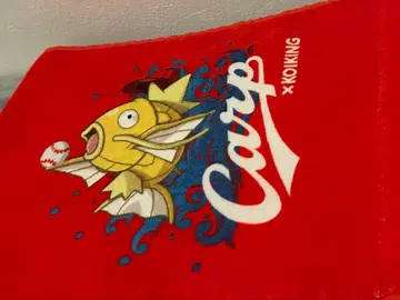 [ CARP x 포켓몬 금의 코이킹 ] 머플러 타월