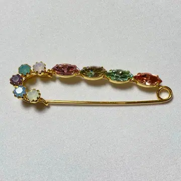 멀티 컬러 큐빅 브로치 가부토 핑 골드