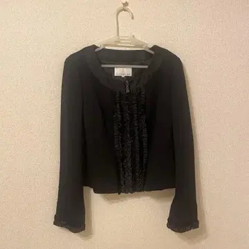 M-PREMIER 블랙 노카라 자켓