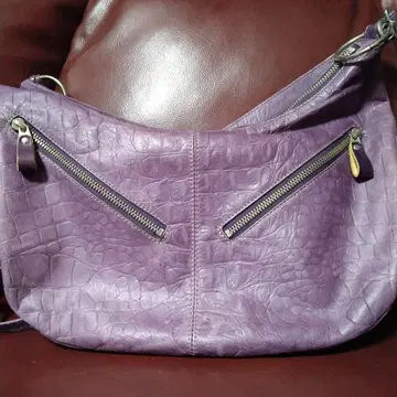 퍼플 크로커다일풍 가죽 숄더백