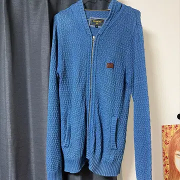 BILLABONG 후드 부착 니트