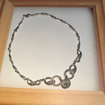 고져스 목걸이 목둘레 35cm 정도