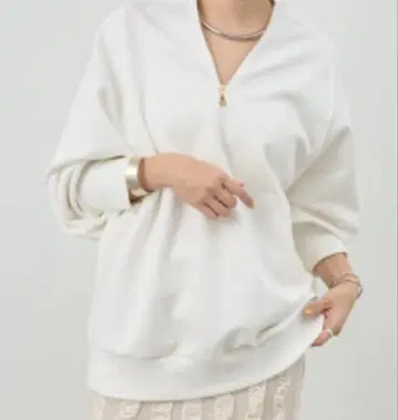 새상품급 시너리 zip 맨투맨