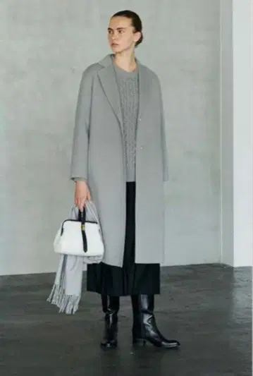 그레이 체스터 코트